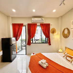 Апарт-отель Lalahouse Spring - Saigon Center